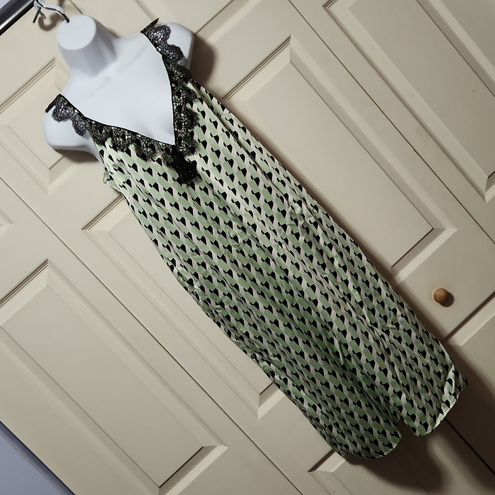 Target Future Collective Dress - Picture 4 of 5